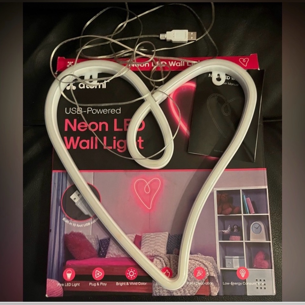 💜 Purple Neon Heart Light 💜 - Picture 3 of 5